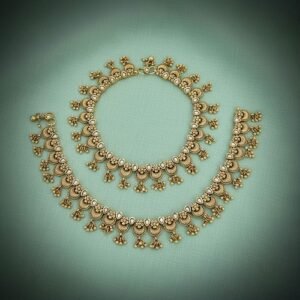 227602 Antique Classic Payal With Gold Plating