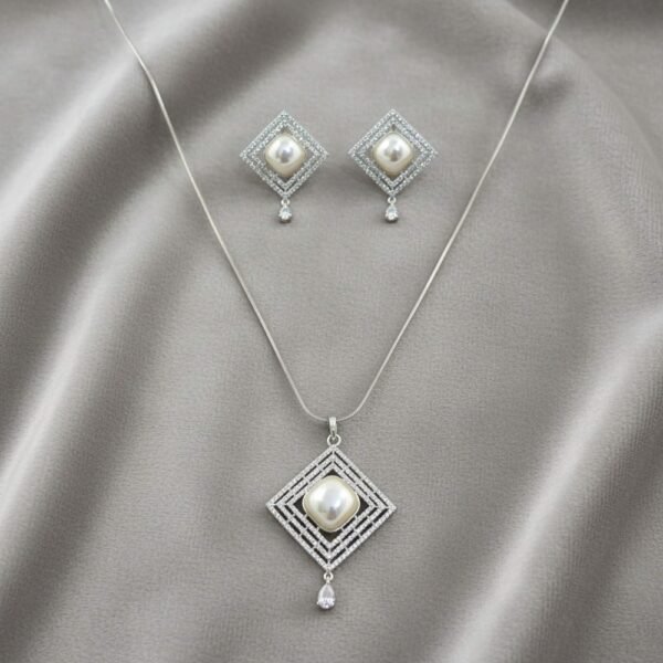 441561 American Diamond Classic Pendant Set